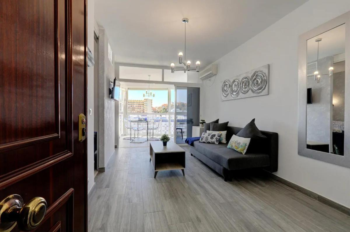 Maite Beach Vibe Benalmadena Luaran gambar